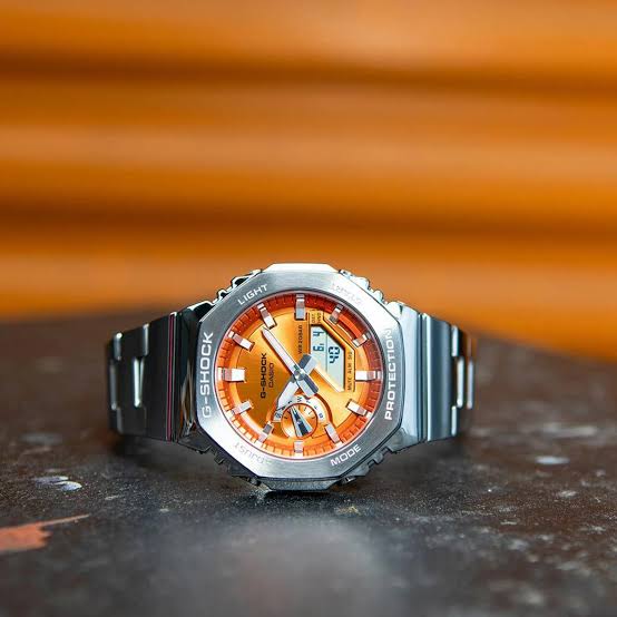 G SHOCK 2100 D SILVER ORANGE DIAL WATCH